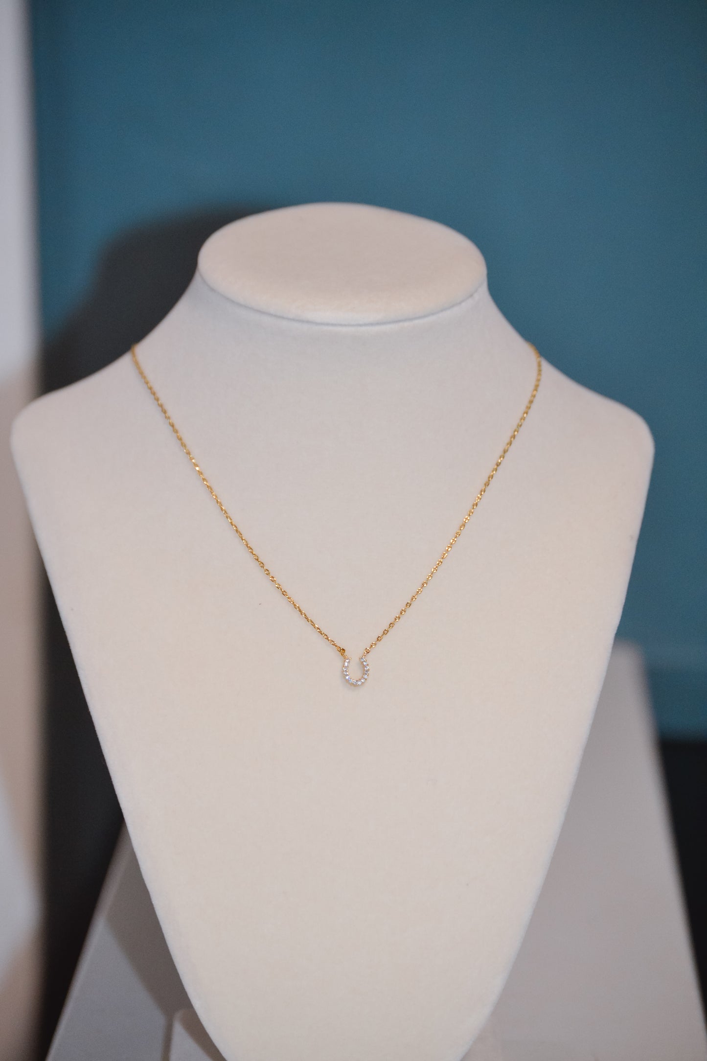 Luna Horseshoe Necklace